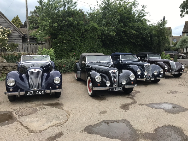 Pub Car Park before start of Scatter Rally 2